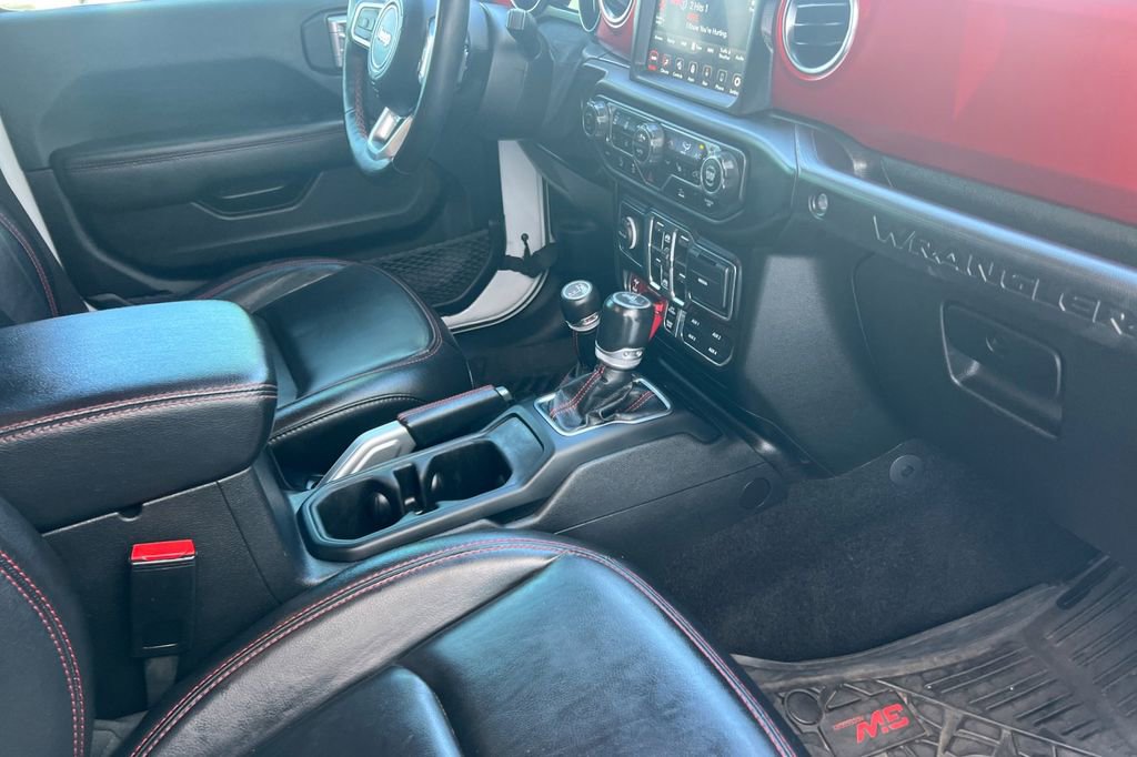 Used 2021 Jeep Wrangler Unlimited Rubicon w/ Xtreme Recon 35" Tire Package image 18