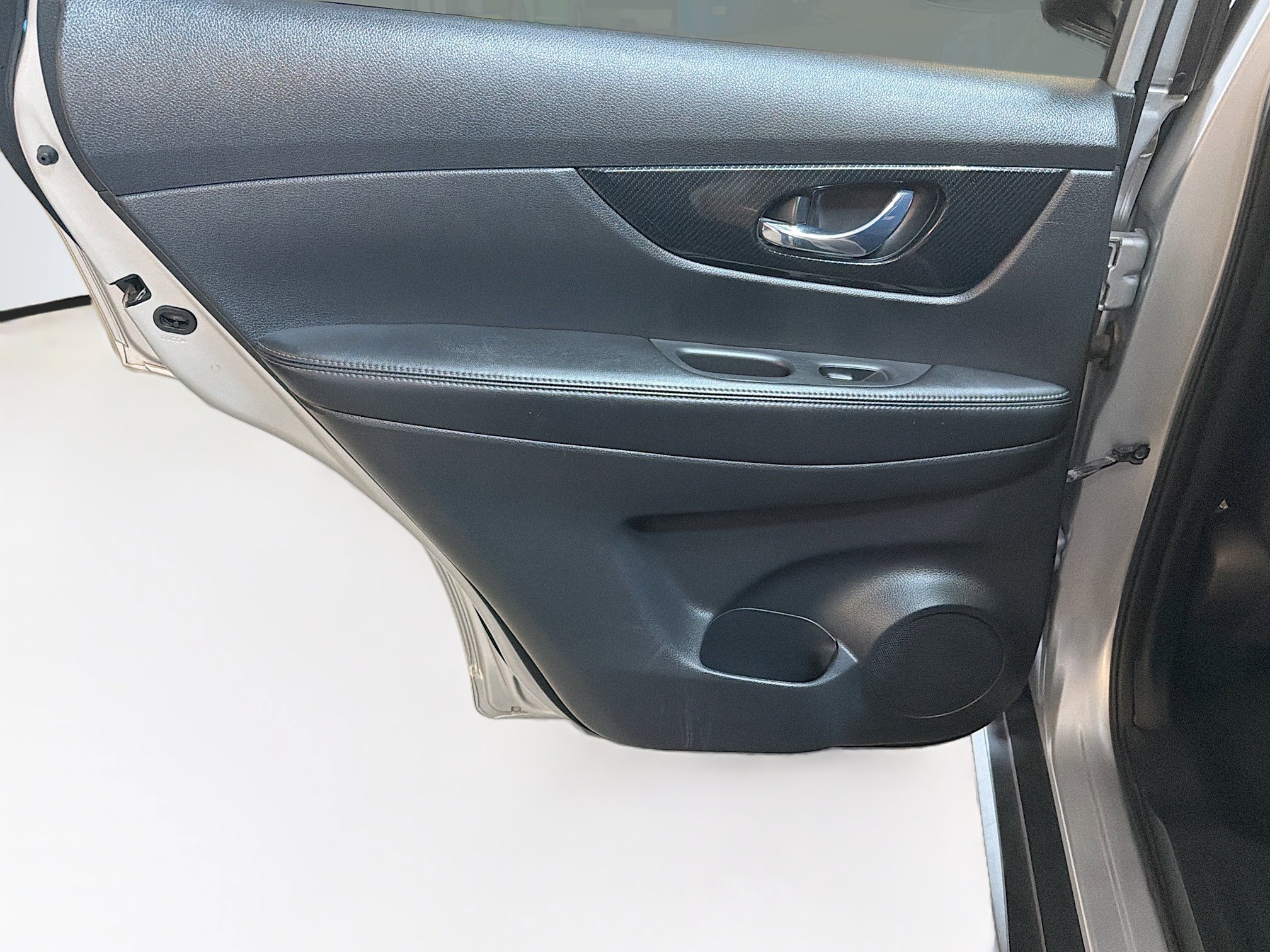 Used 2018 Nissan Rogue SL image 27