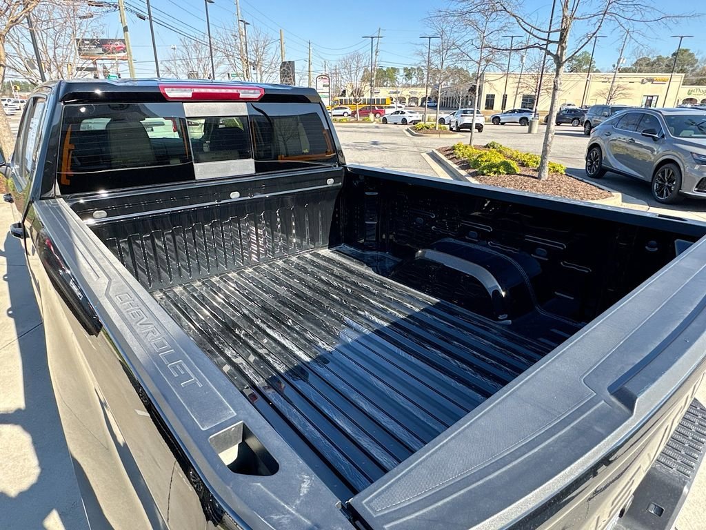 Used 2025 Chevrolet Silverado 1500 LT w/ Leather Package RWD image 33