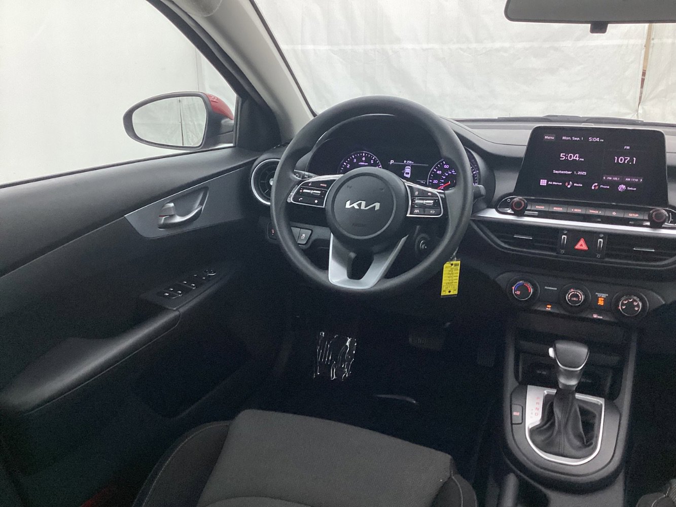 Used 2023 Kia Forte LXS image 29