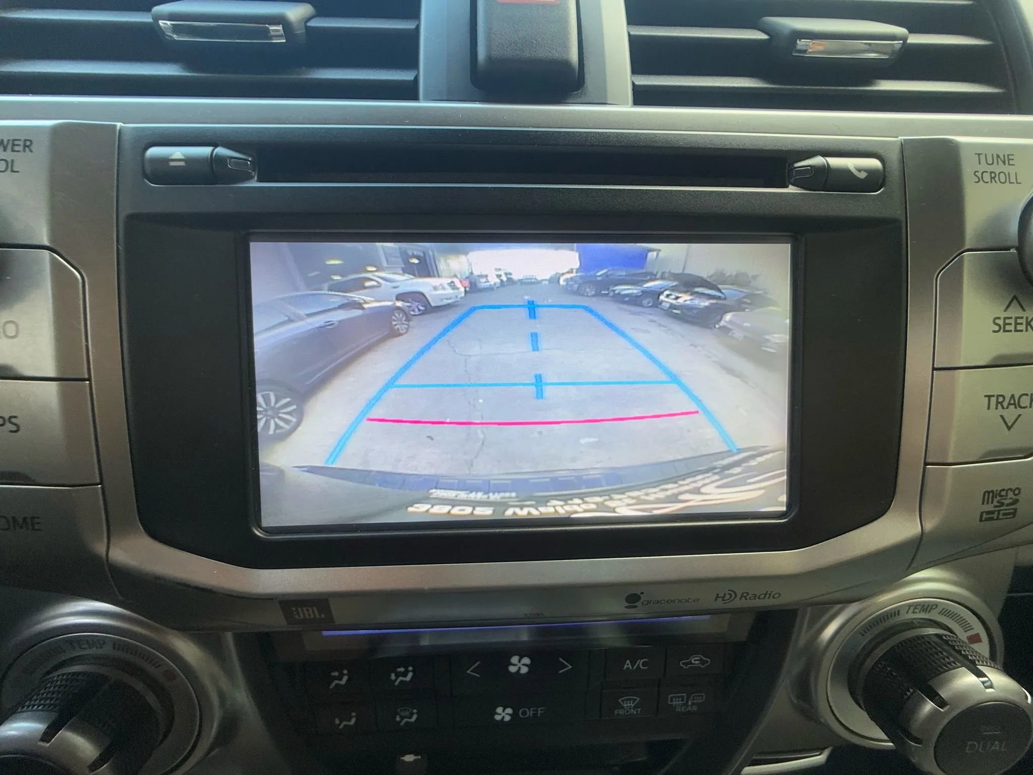 Used 2014 Toyota 4Runner Limited image 12