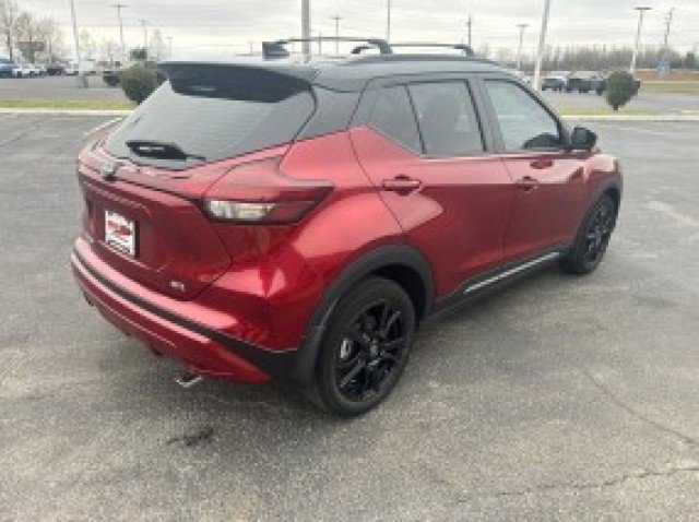 Used 2024 Nissan Kicks SR w/ SR Premium Package image 7