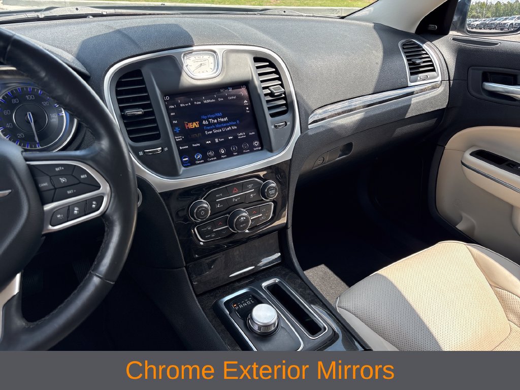 Used 2021 Chrysler 300 Touring L RWD image 20
