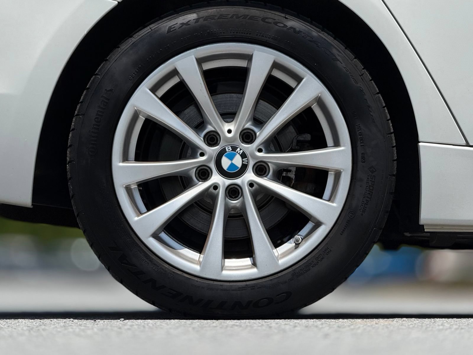 Used 2018 BMW 320i xDrive Sedan AWD/4WD image 20