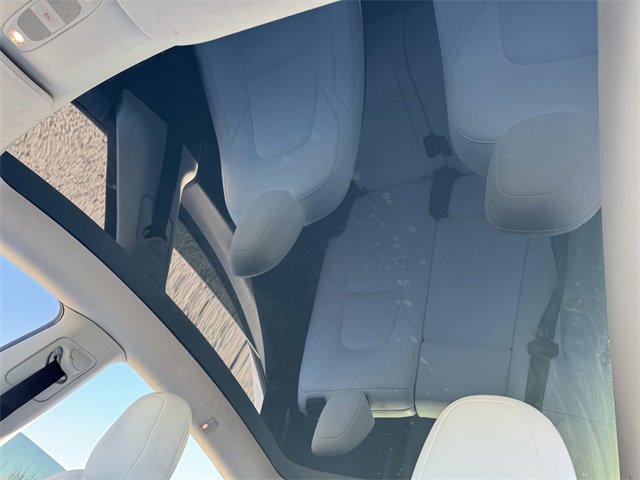 Used 2023 Tesla Model Y Long Range image 29