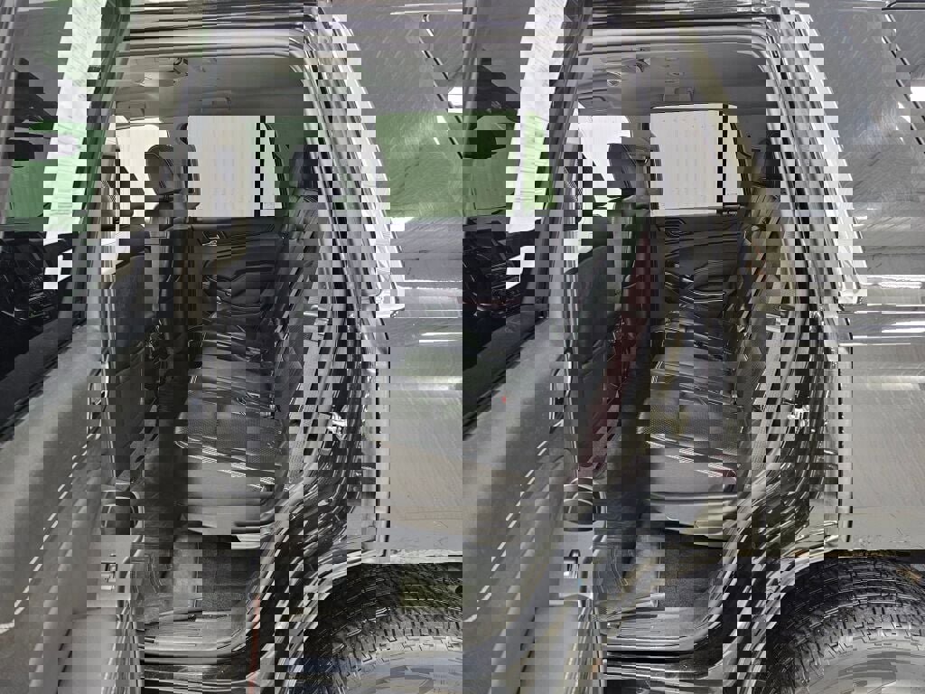 Used 2015 GMC Yukon SLE w/ HD Trailering Package image 13