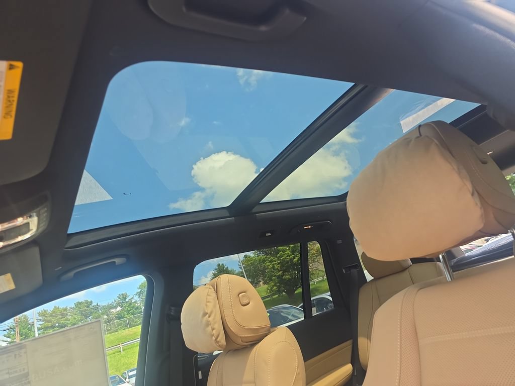 New 2026 Mercedes-Benz GLS 450 4MATIC image 21