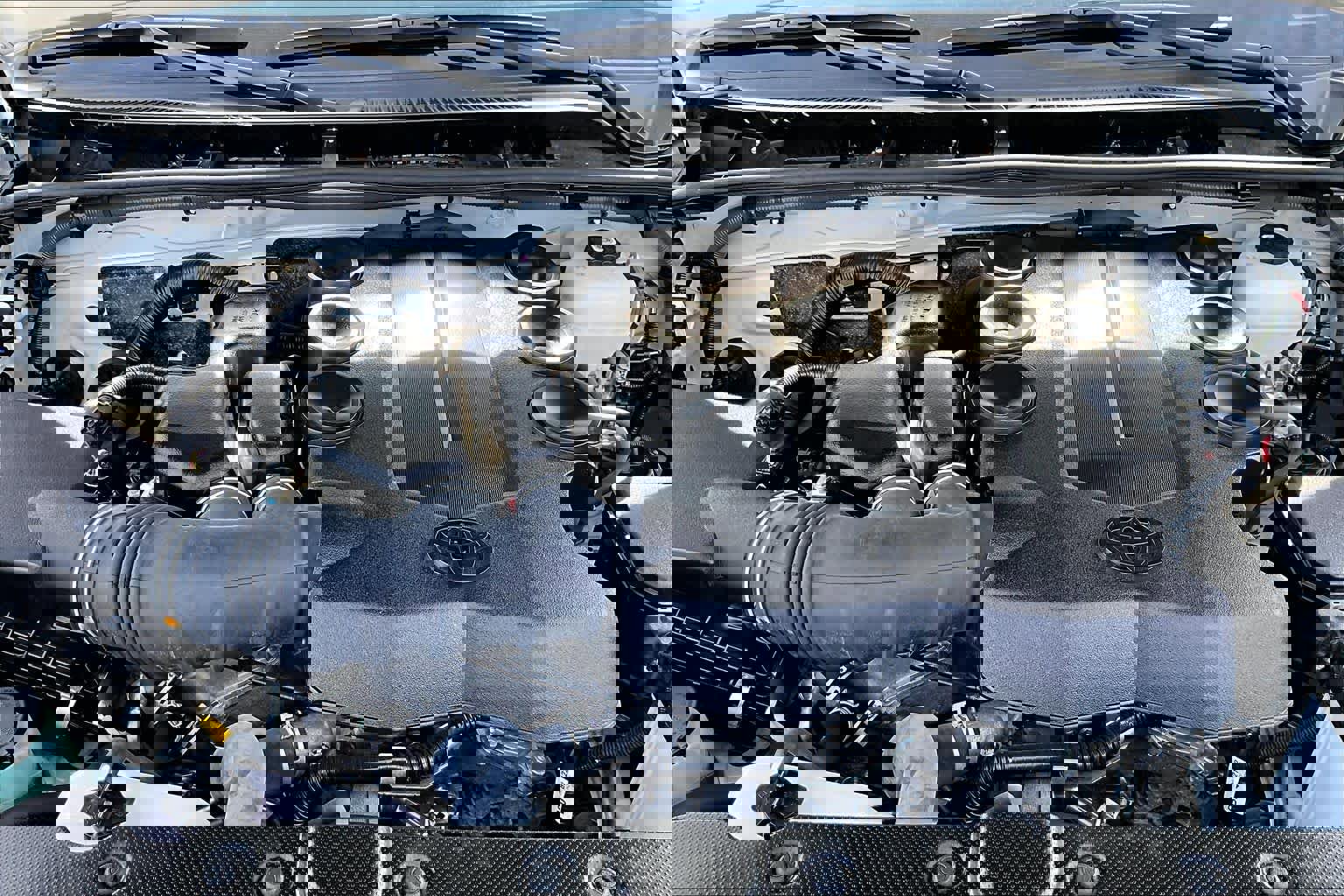 Used 2023 Toyota 4Runner Limited image 32