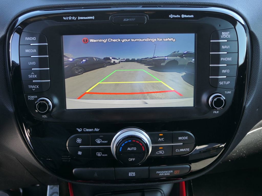 Used 2014 Kia Soul + FWD image 24
