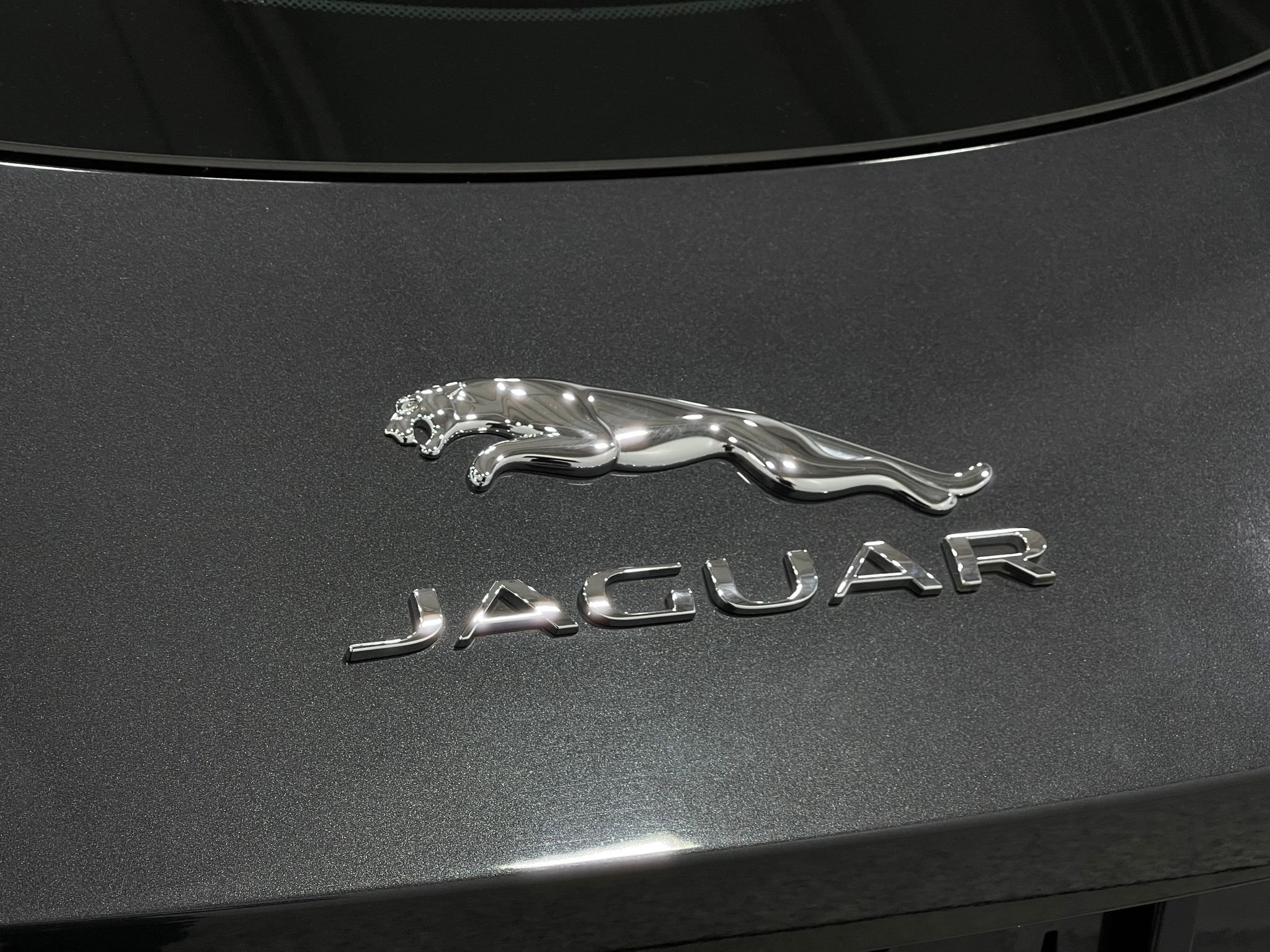 Used 2016 Jaguar F-TYPE S image 35