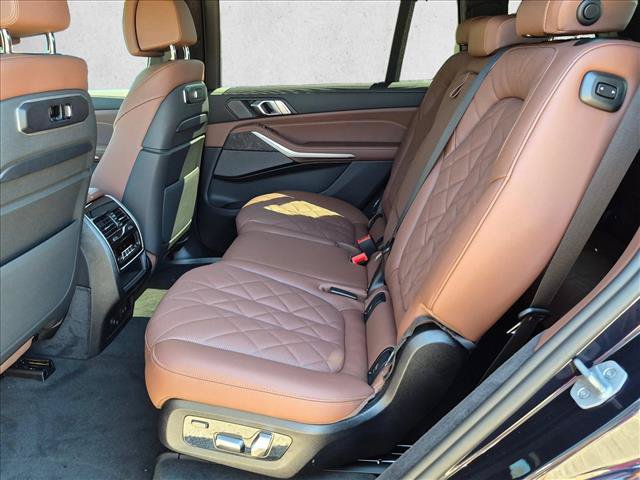 New 2027 BMW X7 xDrive40i w/ M Sport Package AWD/4WD image 17