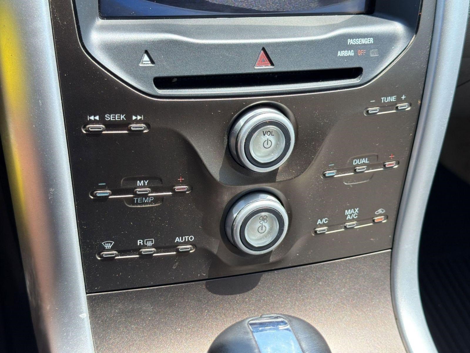 Used 2011 Ford Edge SEL w/ 202A Rapid Spec Order Code FWD image 18