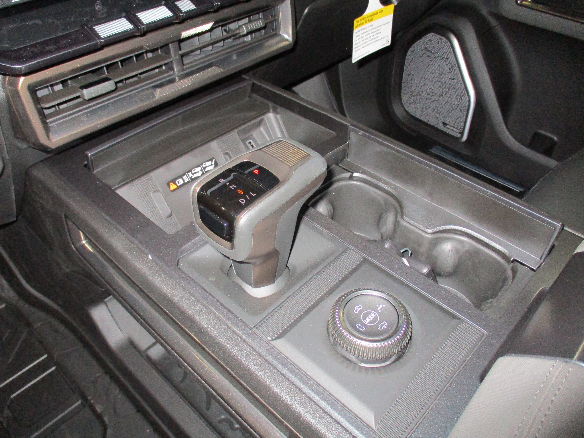 New 2025 GMC Hummer EV 3X w/ LPO, Dark Essentials Package image 29