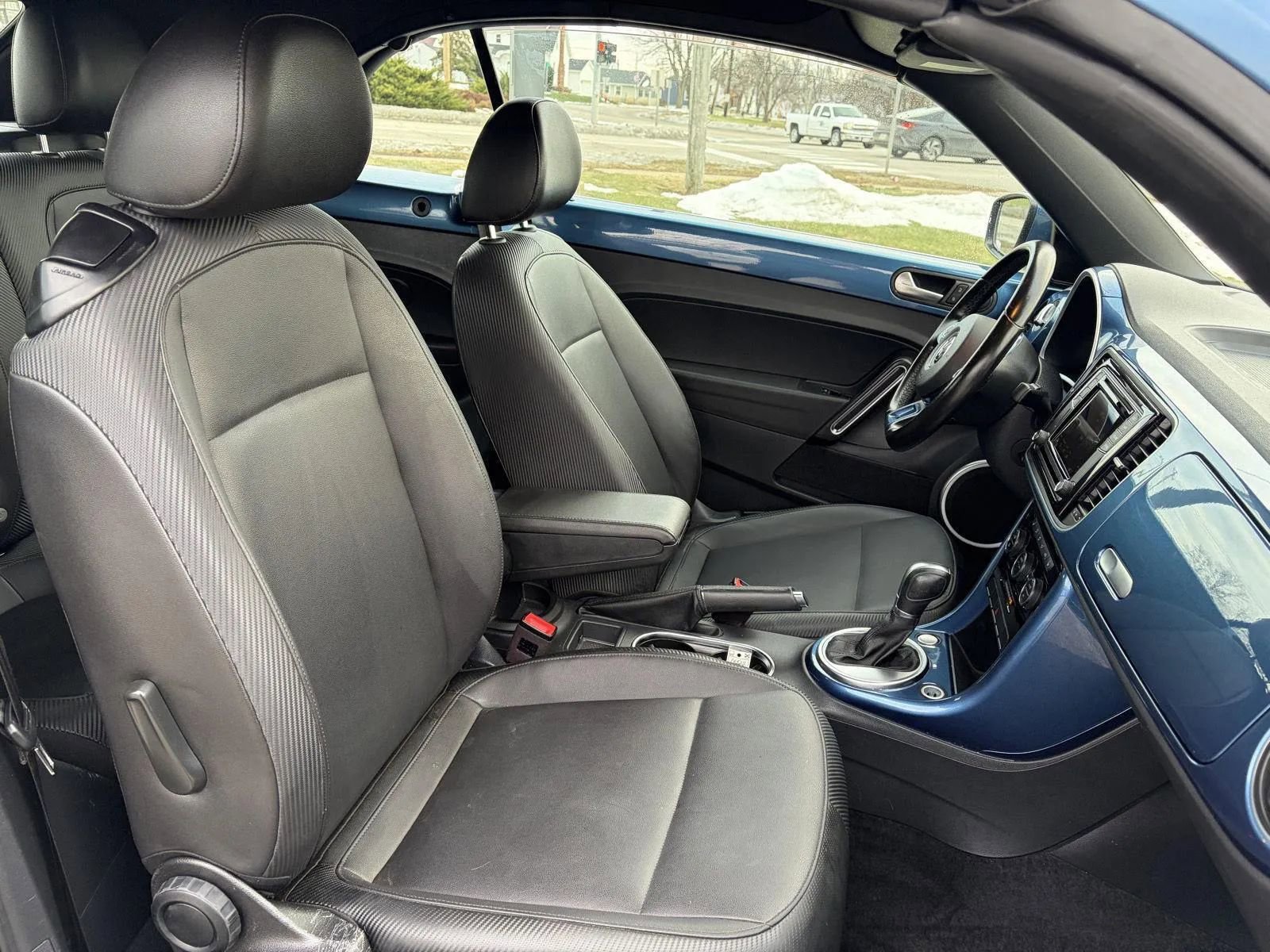 Used 2019 Volkswagen Beetle 2.0T SE image 12