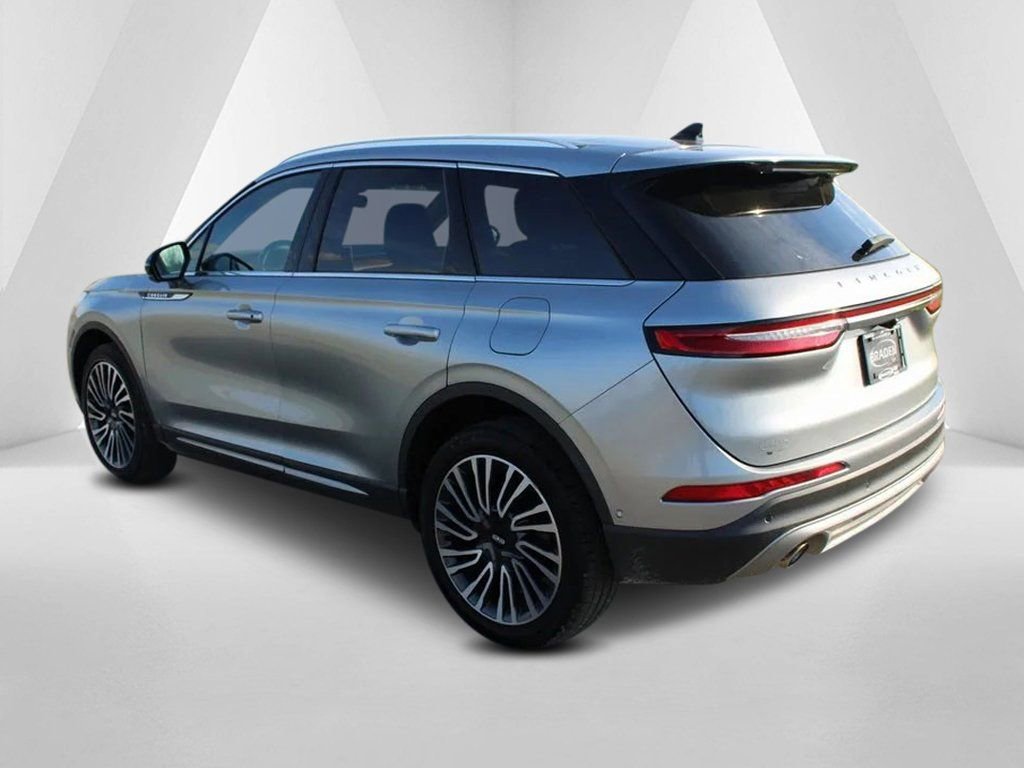 Used 2021 Lincoln Corsair Reserve w/ Equipment Group 201A image 5