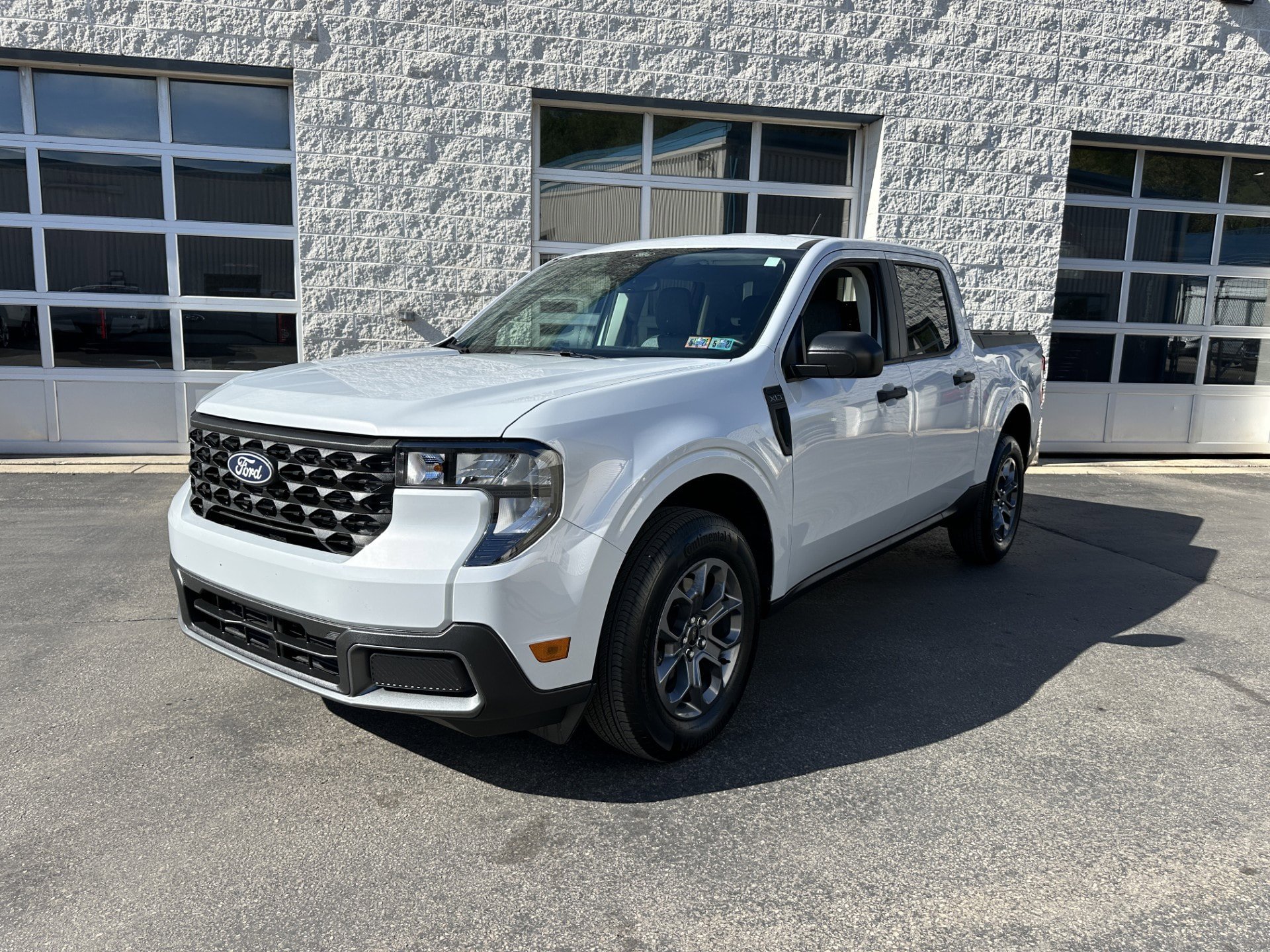 Certified 2026 Ford Maverick XLT w/ 4K Tow Package AWD/4WD image 1