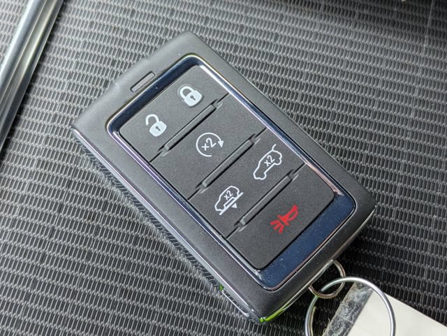 New 2026 Jeep Grand Wagoneer Summit w/ Rear Seat Video Group I AWD/4WD image 38