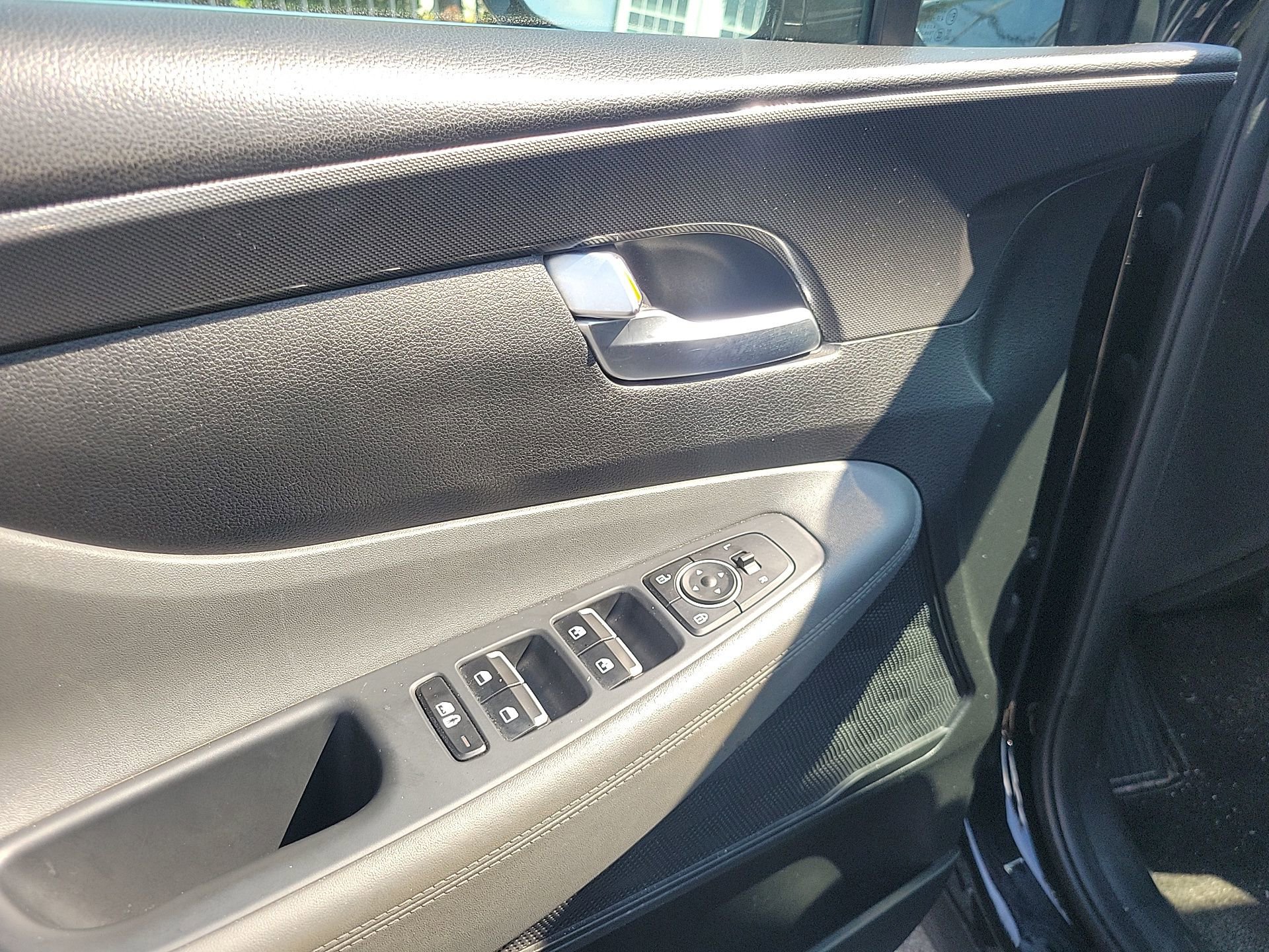 Used 2023 Hyundai Santa Fe SEL FWD image 20