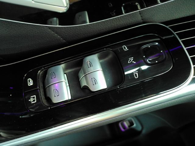 Used 2022 Mercedes-Benz S 580 4MATIC Sedan image 43