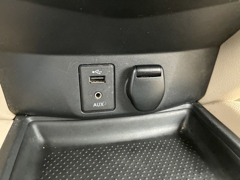 Used 2015 Nissan Rogue S image 13