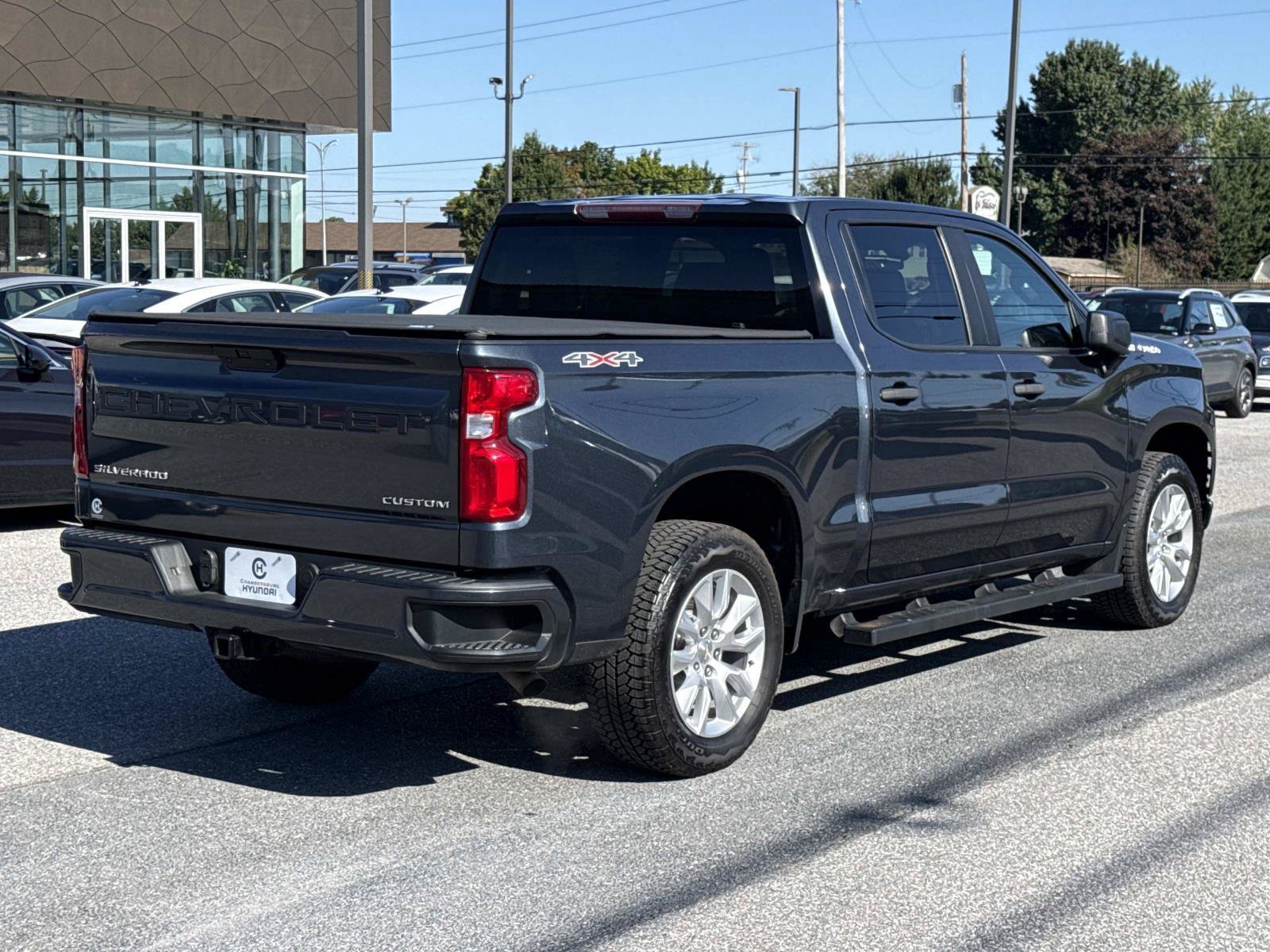 Used 2021 Chevrolet Silverado 1500 Custom AWD/4WD image 2