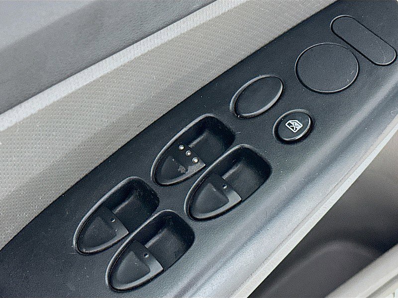 Used 2010 Honda Civic DX-VP image 17