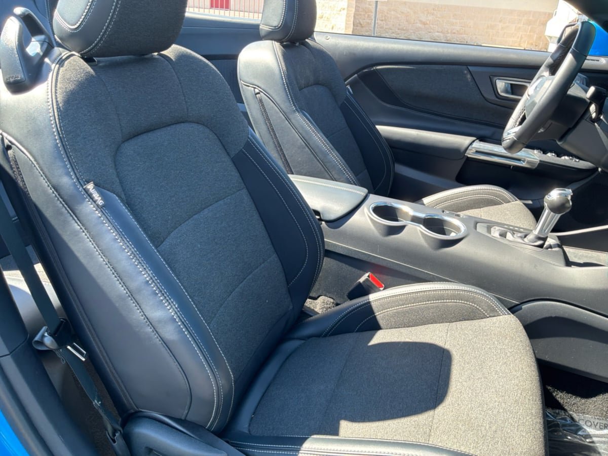 Used 2025 Ford Mustang Convertible RWD image 22