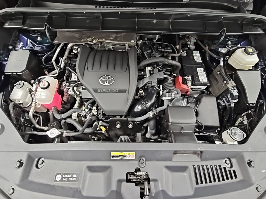 Used 2023 Toyota Highlander Limited image 46