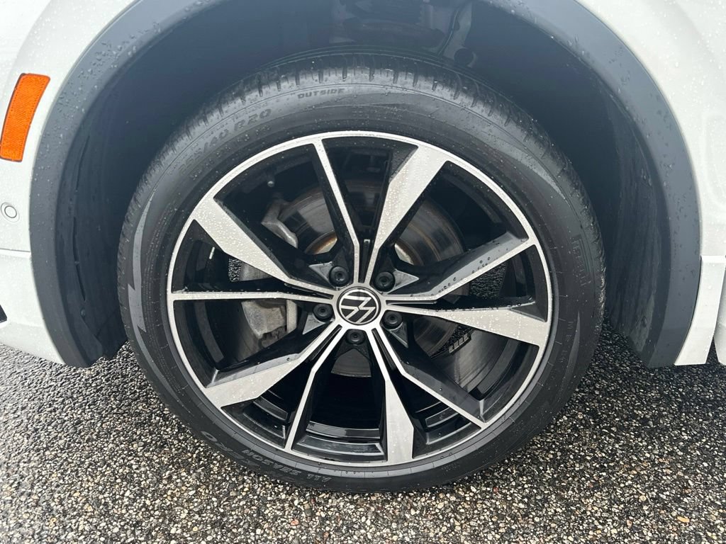 Used 2023 Volkswagen Tiguan SEL R-Line AWD/4WD image 35