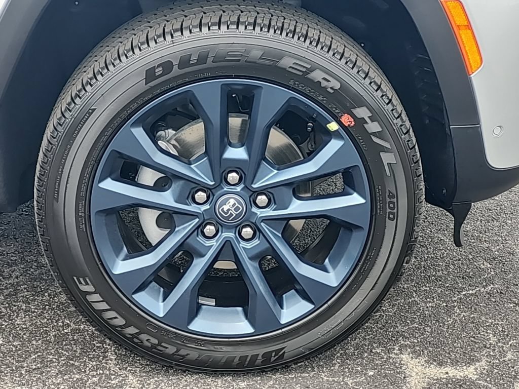 New 2026 Jeep Grand Cherokee Limited AWD/4WD image 32