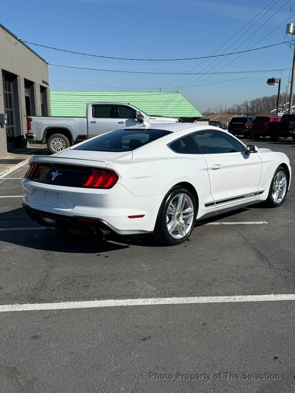 Used 2021 Ford Mustang Premium w/ Equipment Group 201A image 17