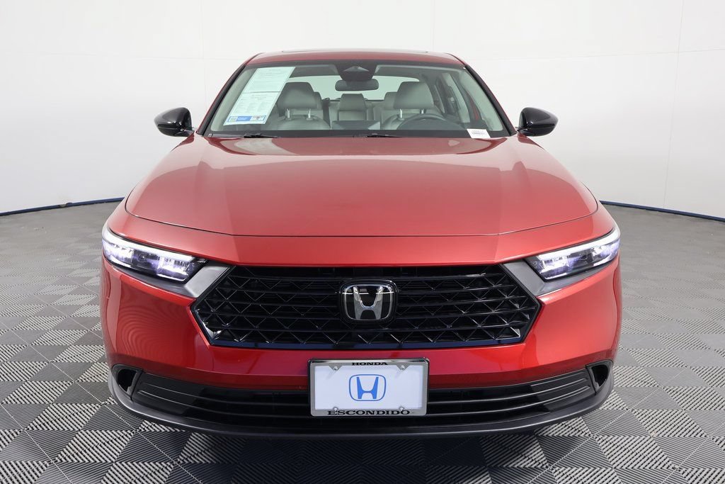 Used 2025 Honda Accord SE image 3