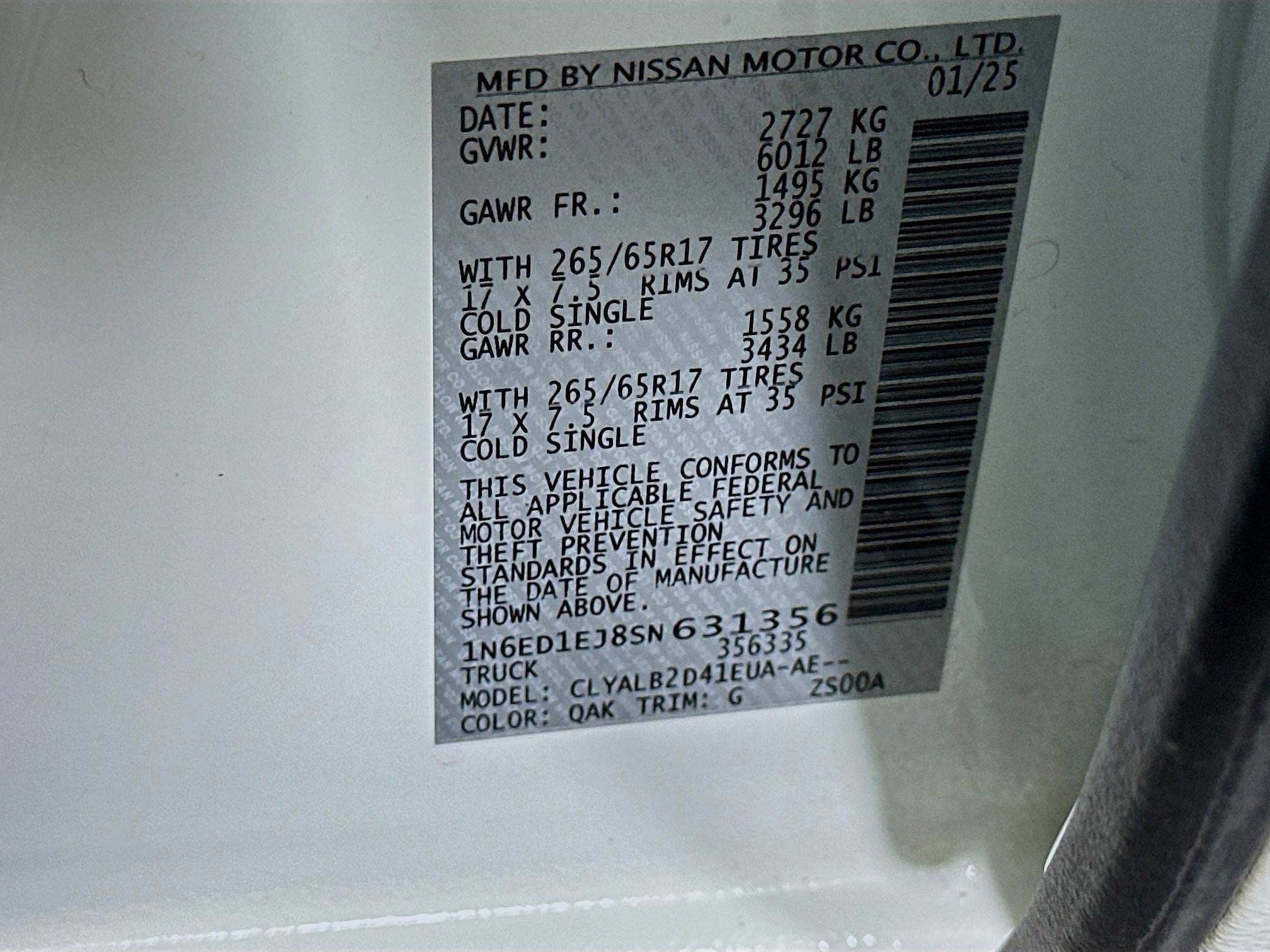 Used 2025 Nissan Frontier SV image 12