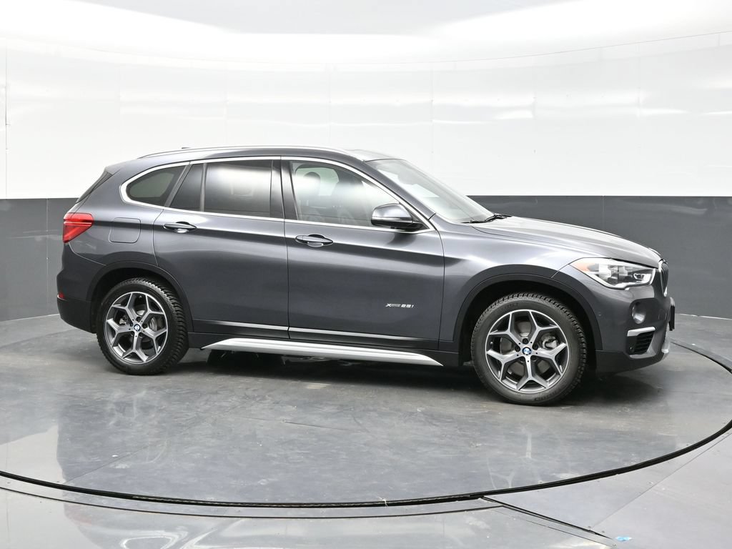 Used 2017 BMW X1 xDrive28i AWD/4WD image 8