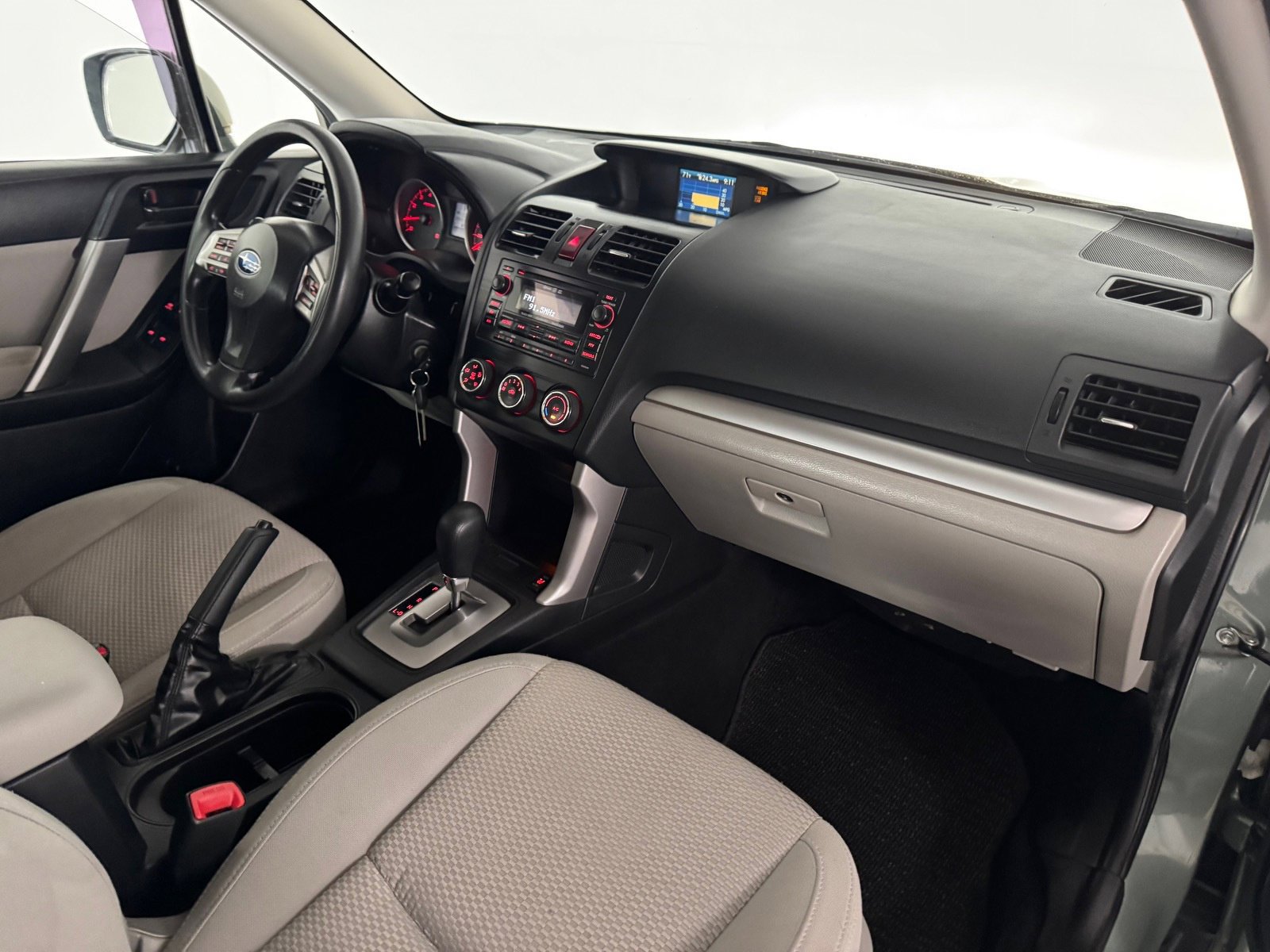 Used 2014 Subaru Forester 2.5i Premium w/ All-Weather Package AWD/4WD image 21