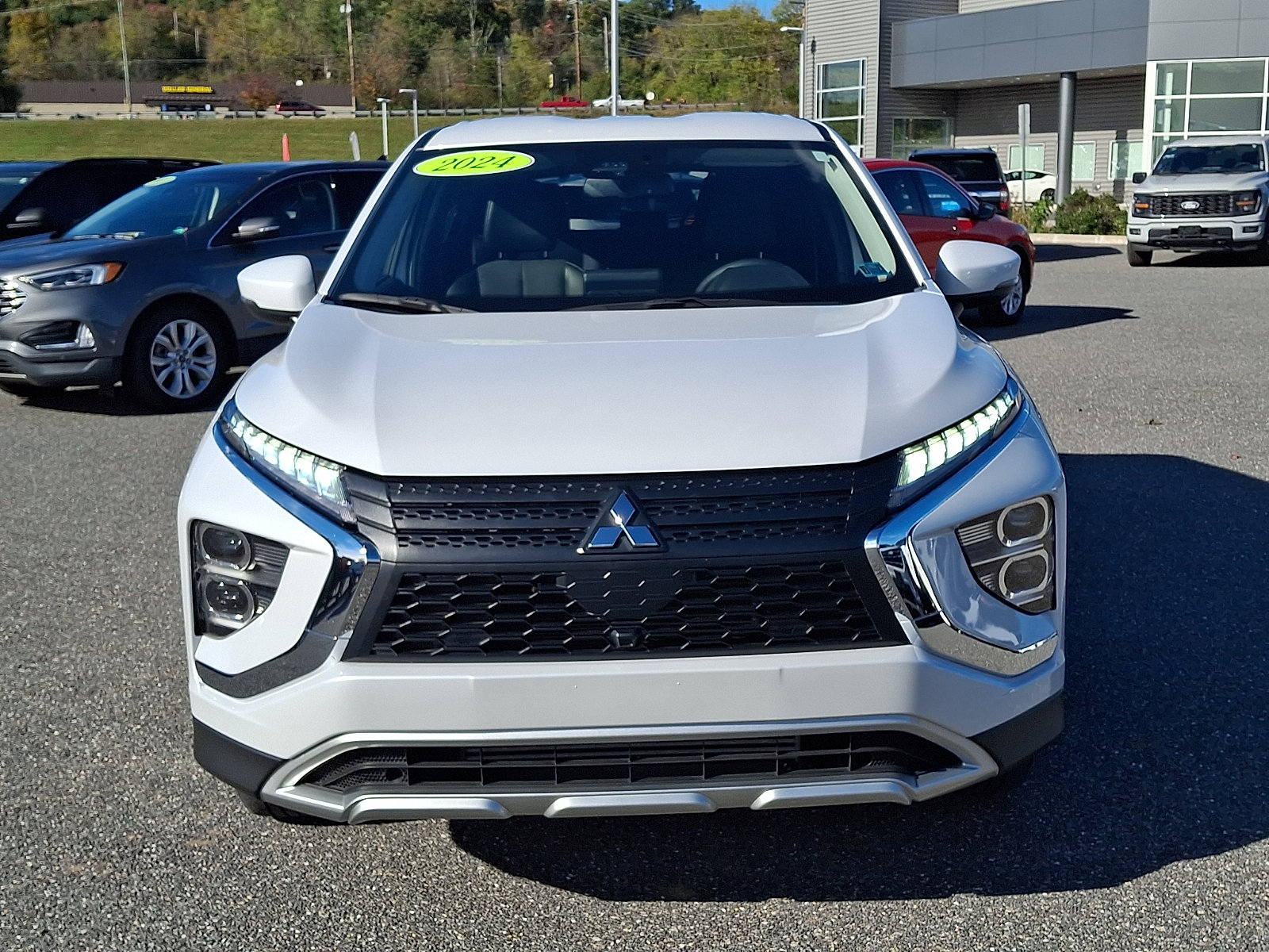 Used 2024 Mitsubishi Eclipse Cross SE AWD/4WD image 2