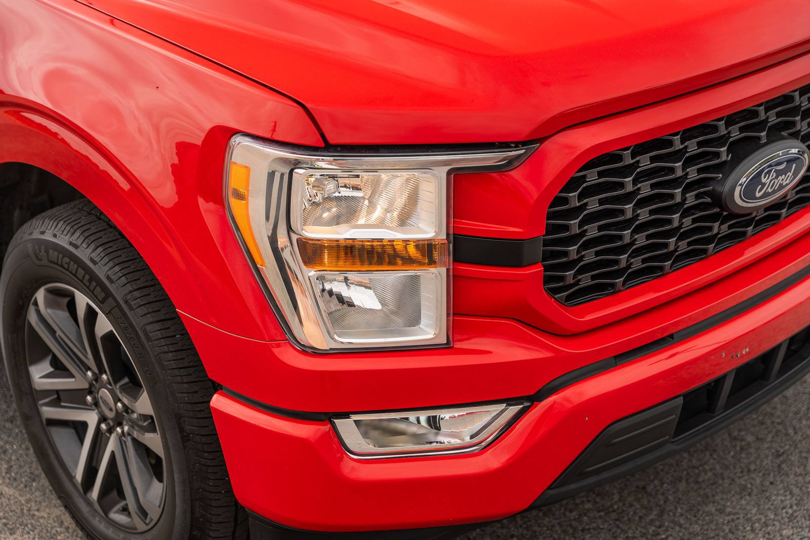 Certified 2022 Ford F150 XL w/ STX Appearance Package RWD image 9