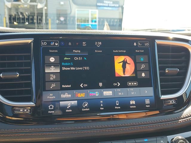 New 2026 Chrysler Pacifica Pinnacle image 28