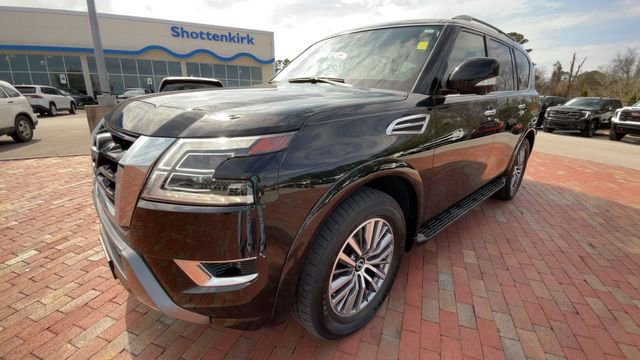 Used 2023 Nissan Armada SL w/ Captain's Chairs Package image 5