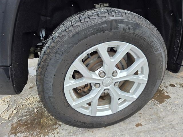 Certified 2023 Jeep Grand Cherokee Limited image 27