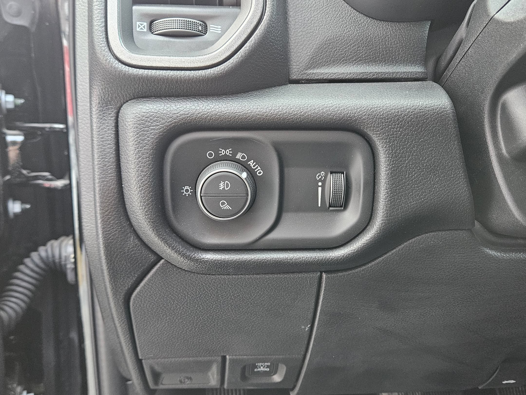 New 2026 RAM 2500 Tradesman AWD/4WD image 17