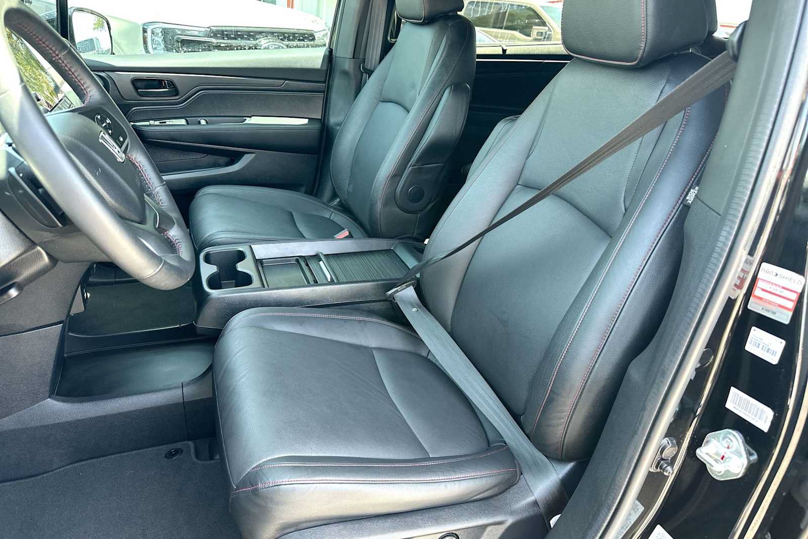 Used 2024 Honda Odyssey Sport image 17