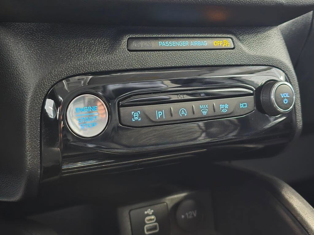 Used 2024 Ford Escape Platinum AWD/4WD image 31