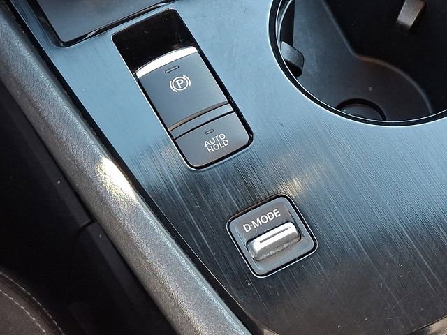 Used 2023 Nissan Rogue SV image 26