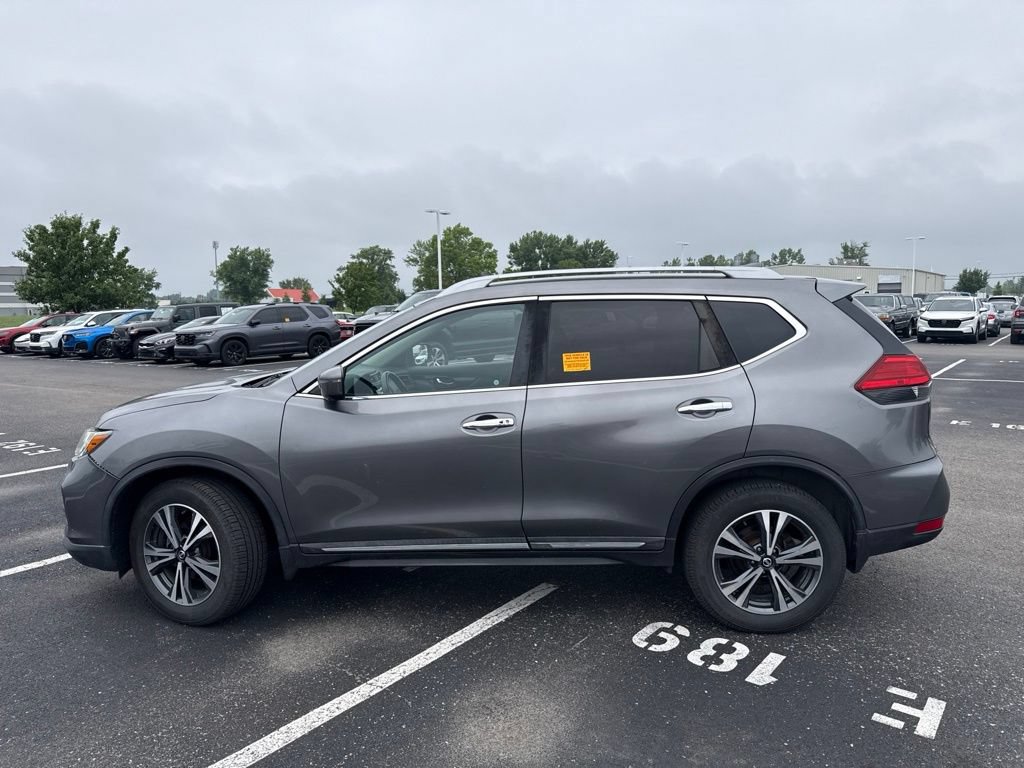 Used 2017 Nissan Rogue SL AWD/4WD image 7