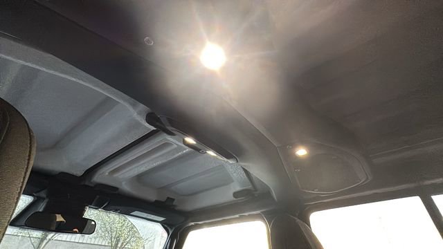 Used 2025 Jeep Wrangler Unlimited Rubicon 4xe w/ Safety Group image 9