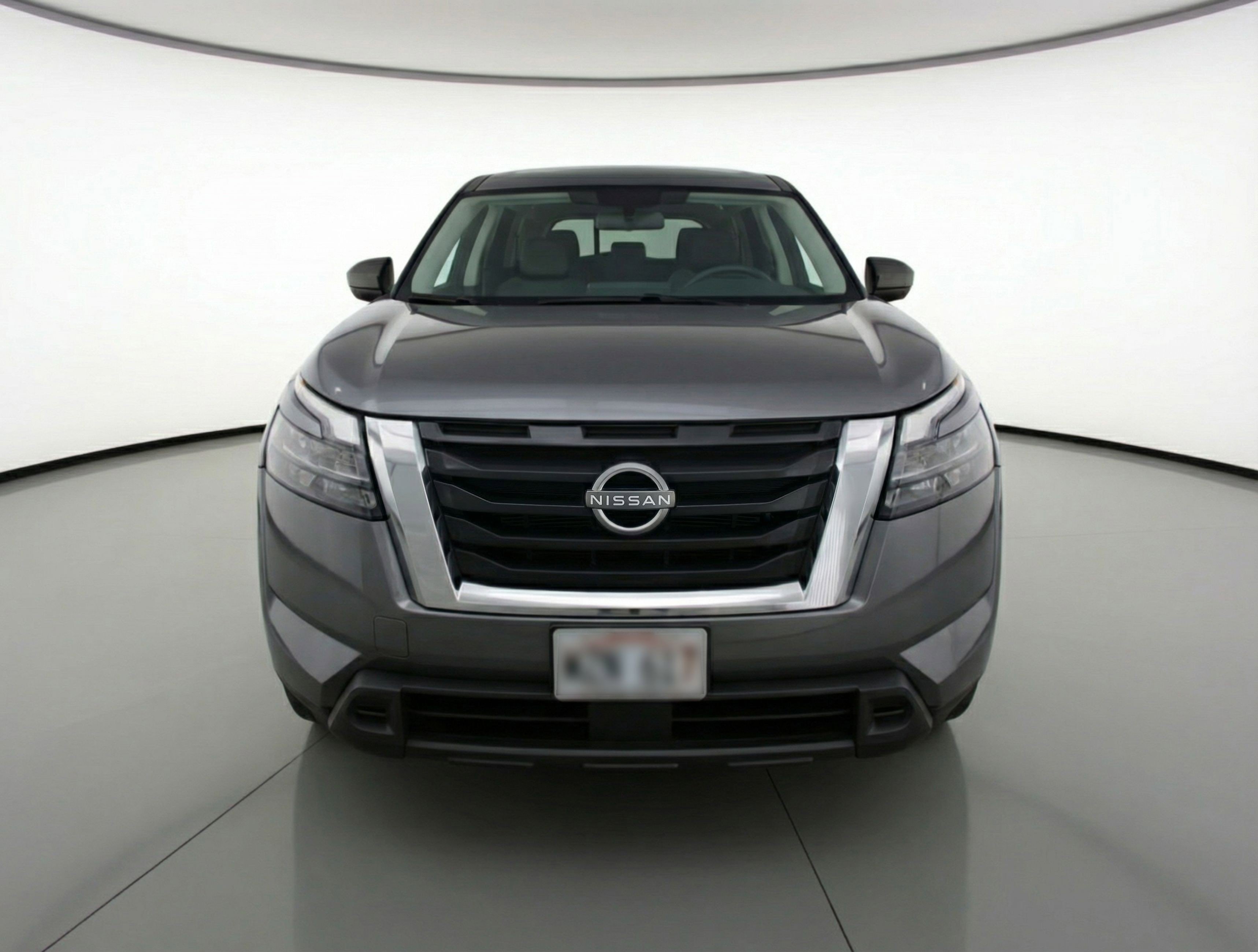 Used 2024 Nissan Pathfinder S FWD image 2