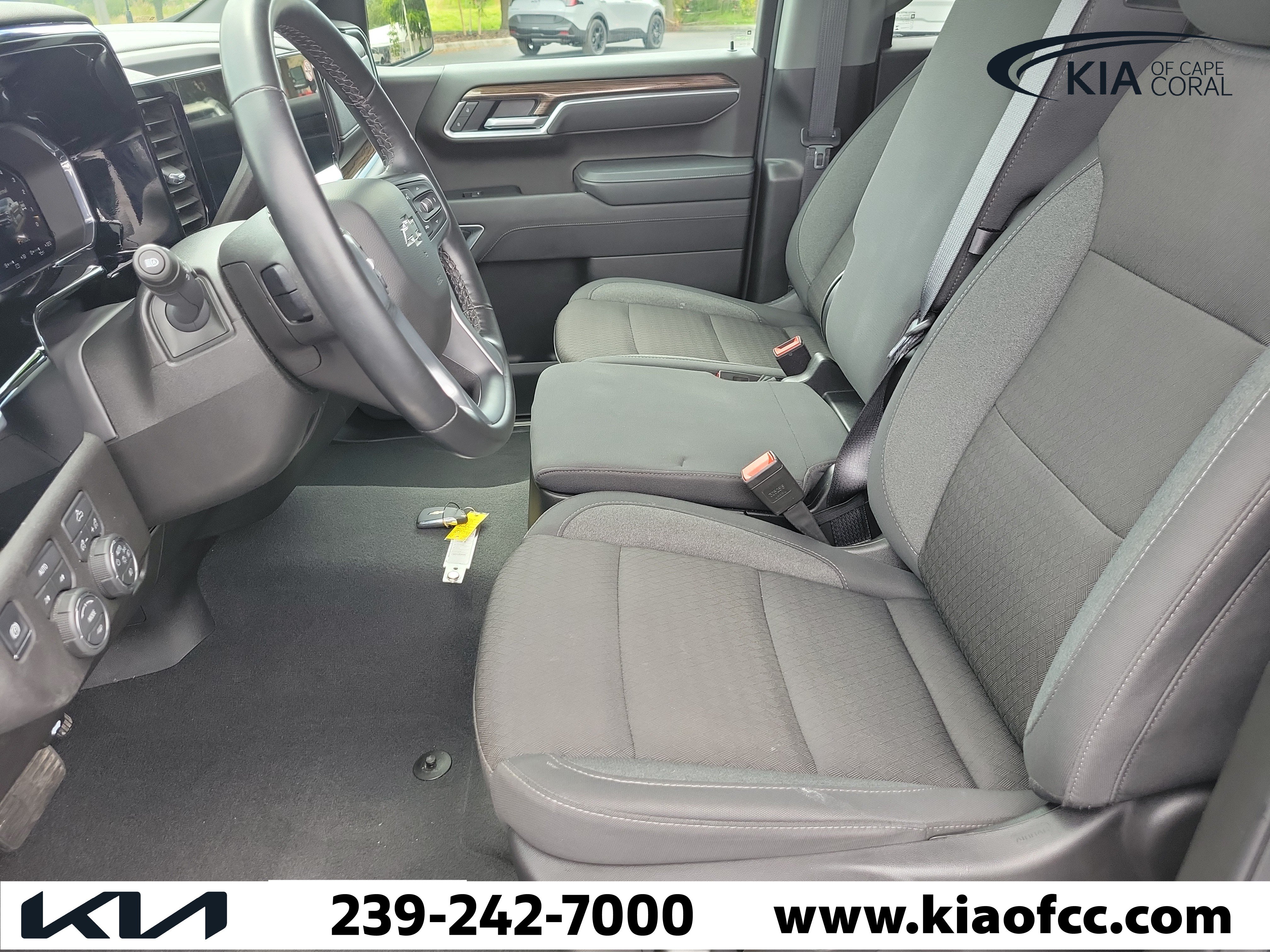 Used 2026 Chevrolet Silverado 1500 RST AWD/4WD image 19