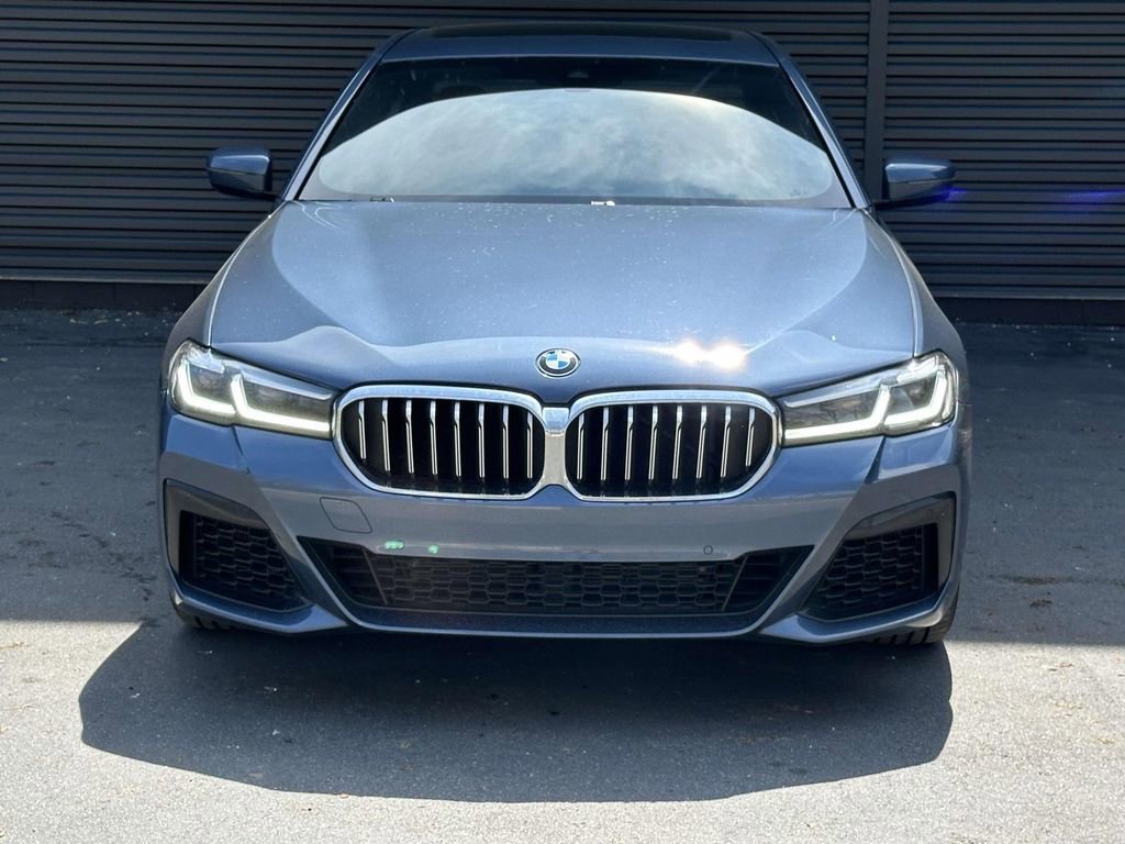 Used 2023 BMW 540i xDrive w/ M Sport Package AWD/4WD image 8