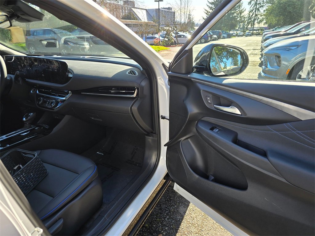 New 2026 Buick Envista Sport Touring image 10